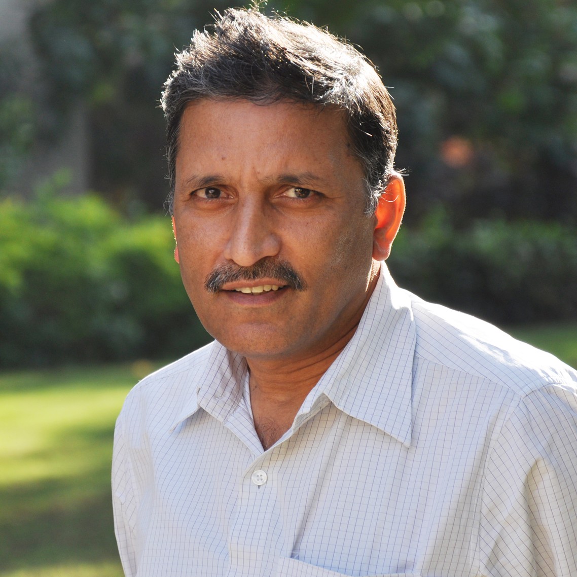 Dr. Anil Roy